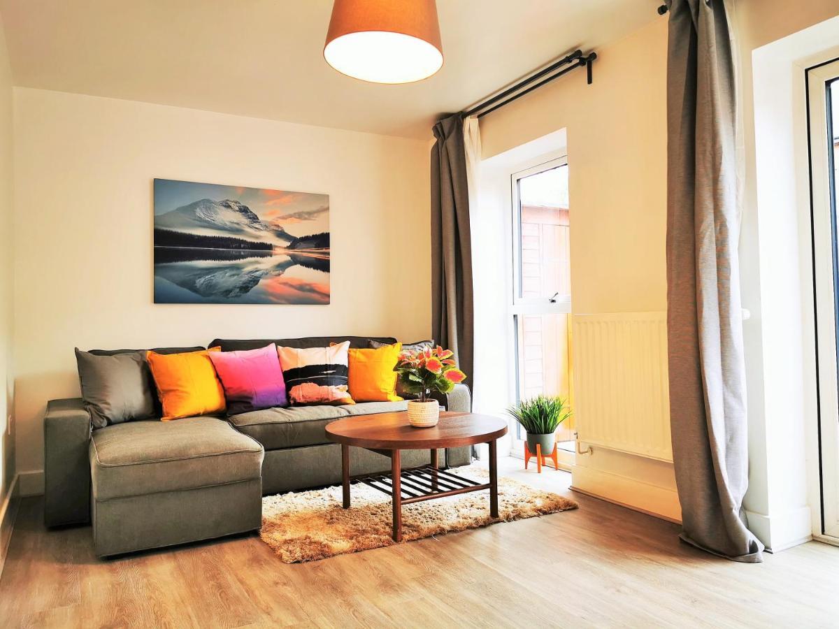 Lovely Holiday Home In Birmingham City Center 3 Bedrooms House By Hf Group Exterior foto